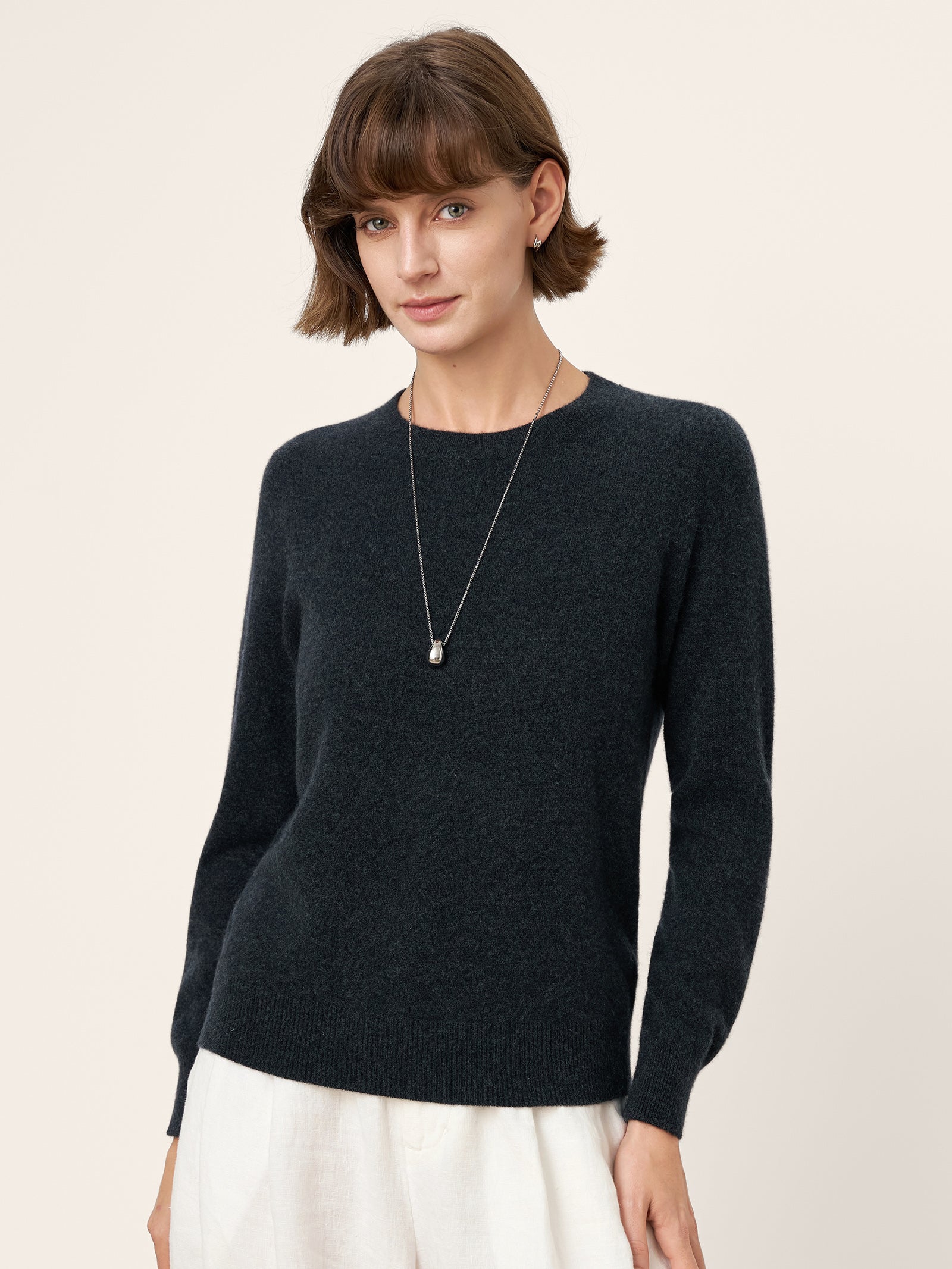 100% Mongolian Cashmere Seamless Ribbed Trims Crewneck Sweater TAWNY Charcoal Grey
