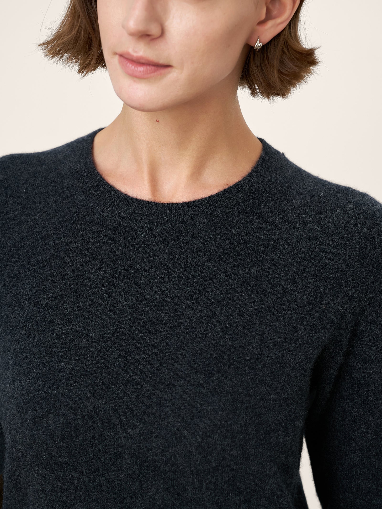100% Mongolian Cashmere Seamless Ribbed Trims Crewneck Sweater TAWNY